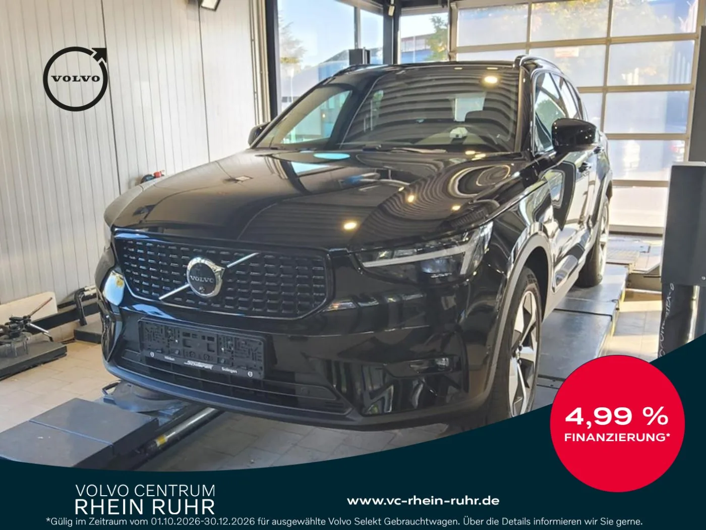 VOLVO XC40 B3  PLUS DARK BP+LM+MET+360°+PANO+ - 163 PS